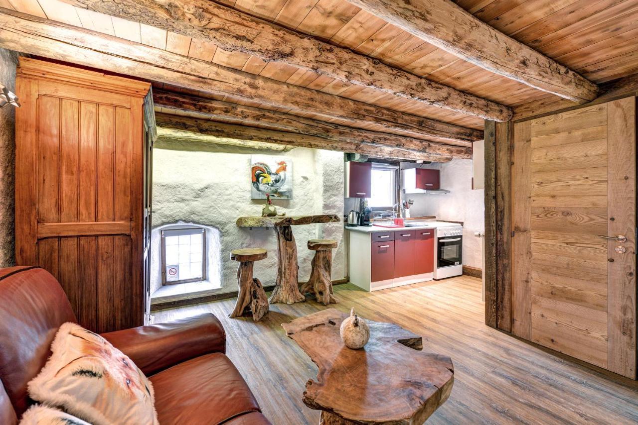 Gites & Spa De La Ferme De Belline Briancon  Exterior photo